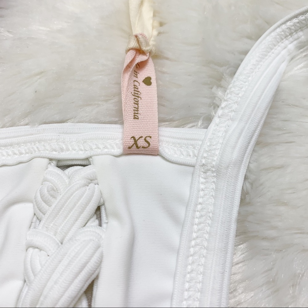 ❗️LAST 1 (S)❗️ Chloe Rose Carnation Cut Out 1Piece White Swimsuit - Picture 9 of 12